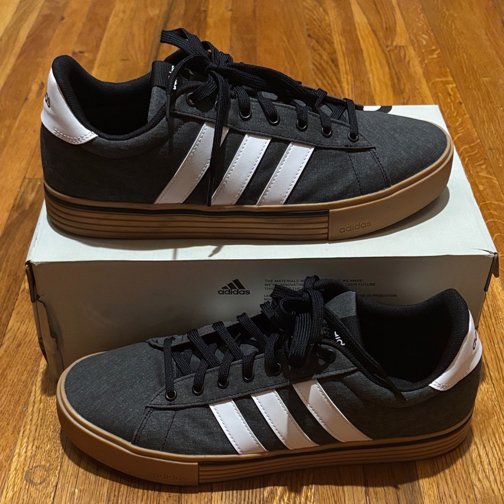 Adidas Daily 4.0 Black/White Mens US 13 WD